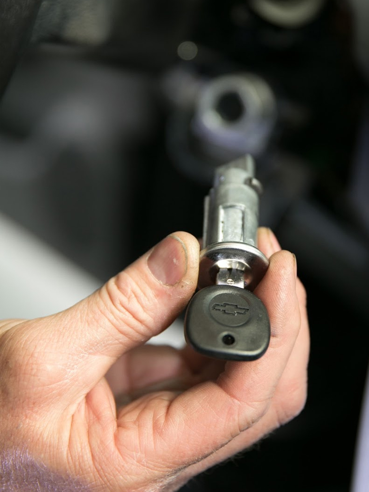 Car Ignition Key Cylinder Repair in Louisville